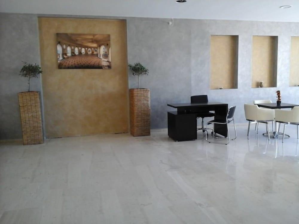Olive Garden Отель 4*
